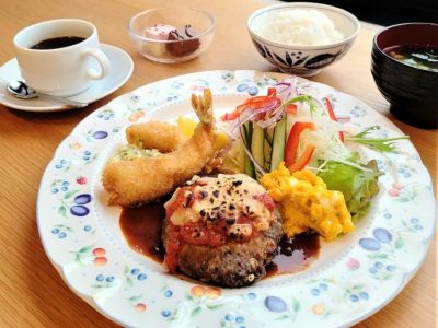 Example) Cafe lunch